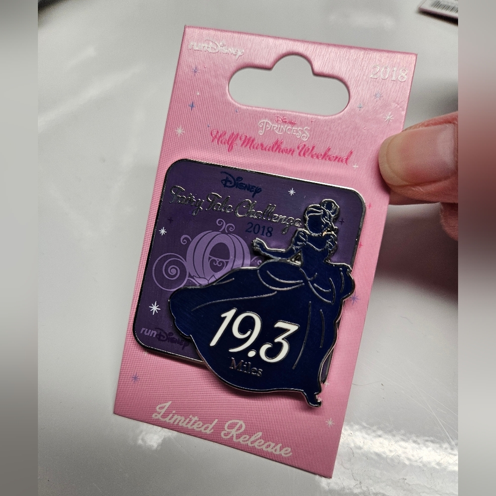 2017 Disney Princess Half Marathon pin.